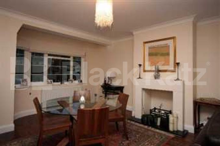 			4 Bedroom, 1 bath, 1 reception House			 Harcourt Road, Alexandra Palace